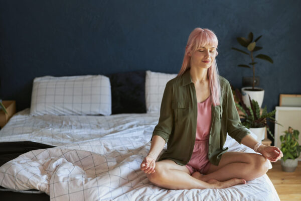 How to Meditate in Bed: 5 Easy Techniques for Better Sleep